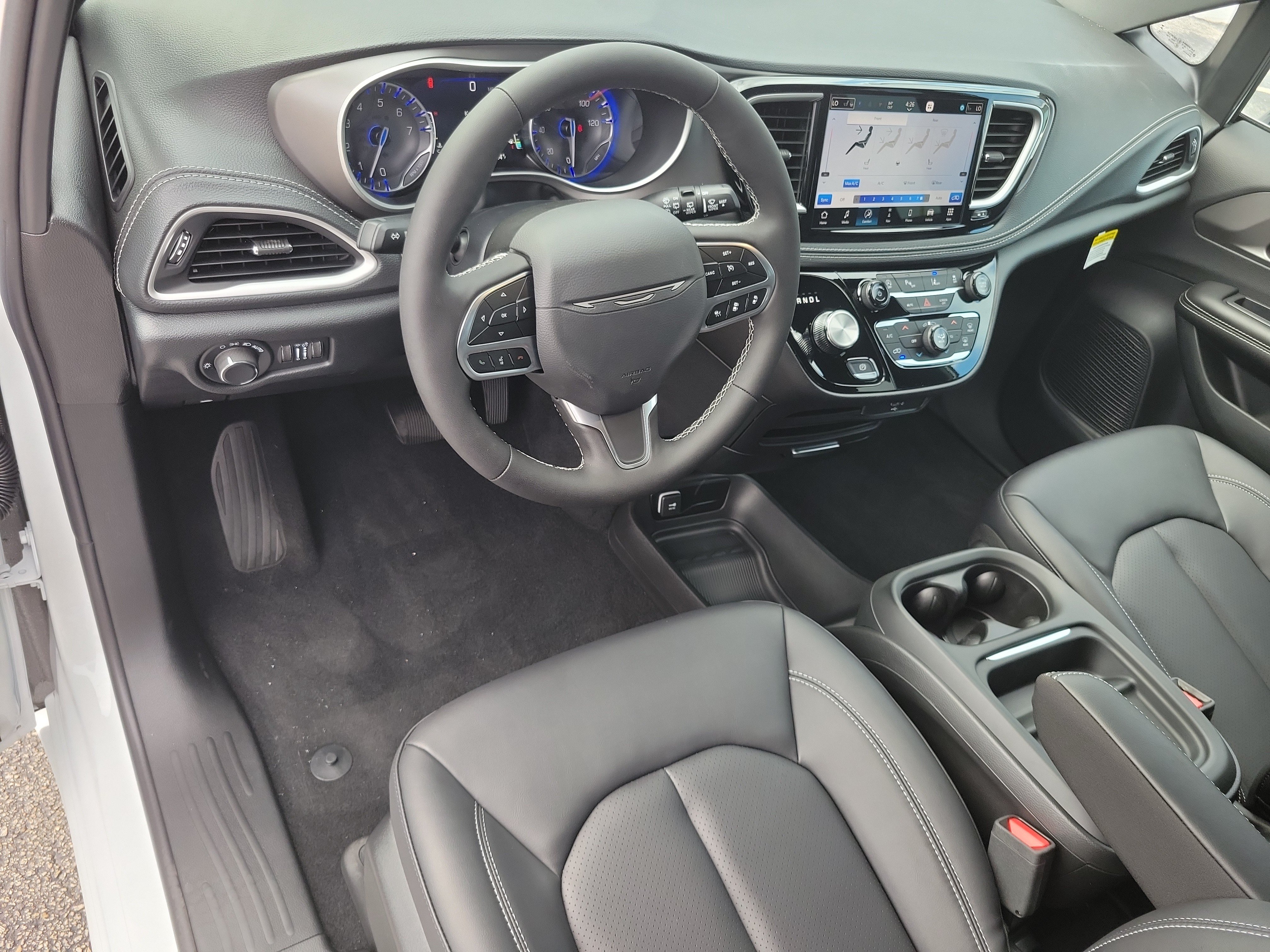 New 2027 Chrysler Pacifica Select FWD image 11