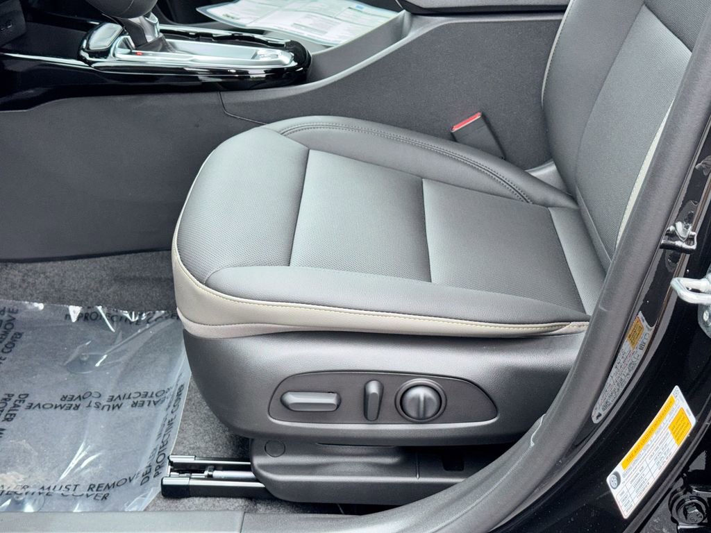 New 2026 Chevrolet Trax ACTIV w/ Driver Confidence Package FWD image 13