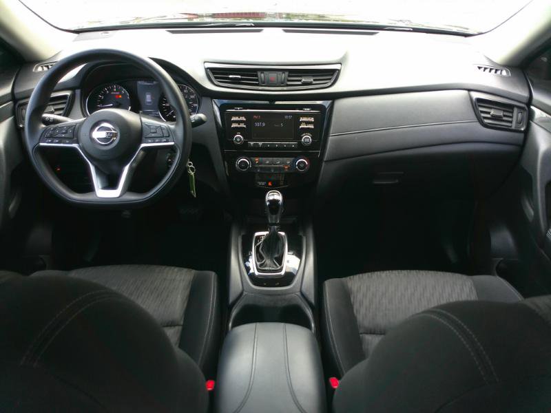 Used 2017 Nissan Rogue S image 14