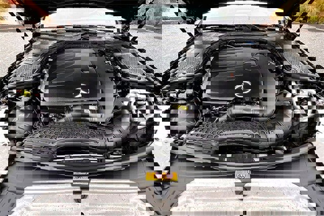 Certified 2021 Mercedes-Benz C 300 4MATIC Sedan image 33