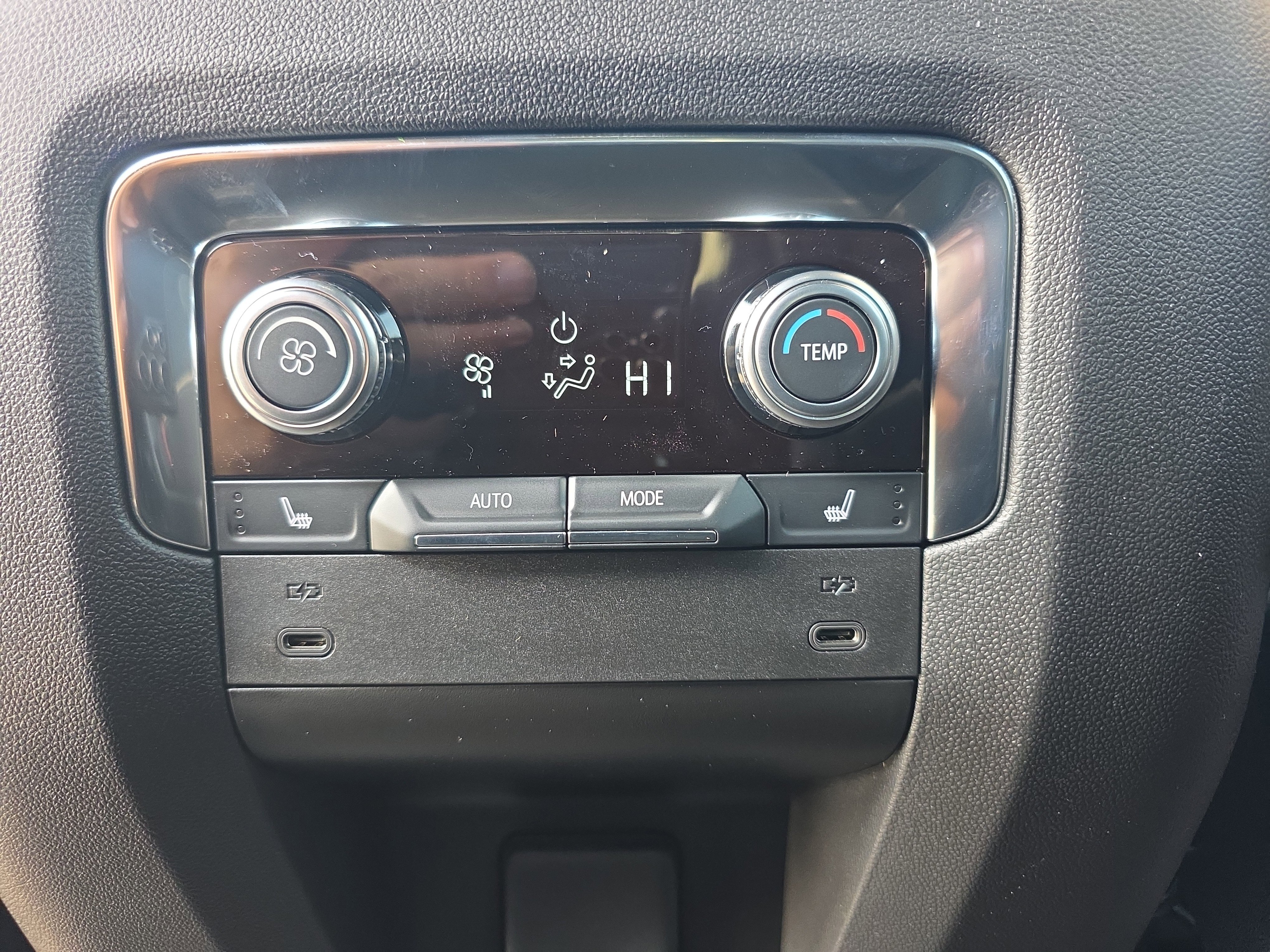 New 2026 GMC Yukon XL Elevation w/ LPO, Floor Liner Package image 20