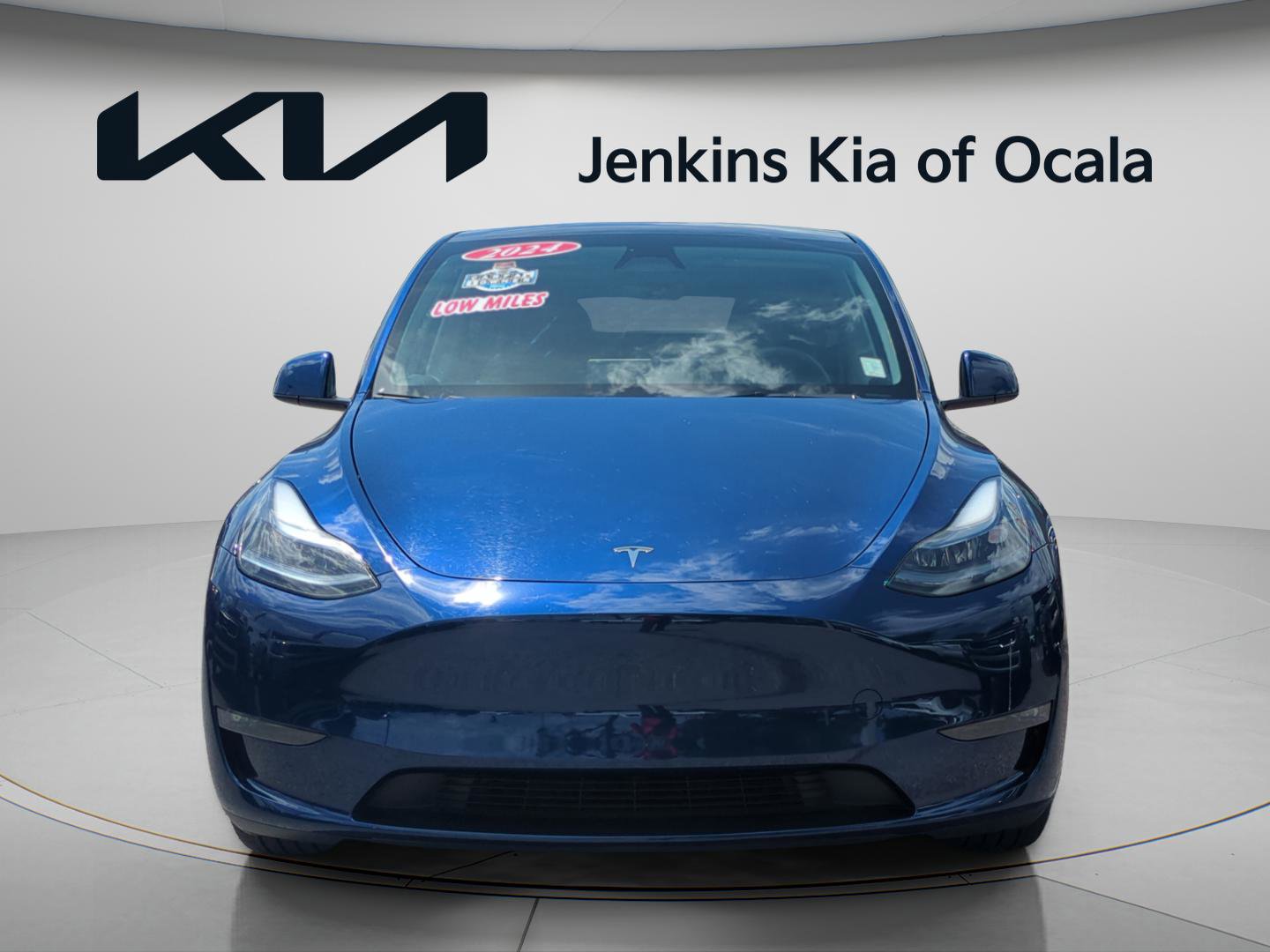 Used 2024 Tesla Model Y Long Range image 8