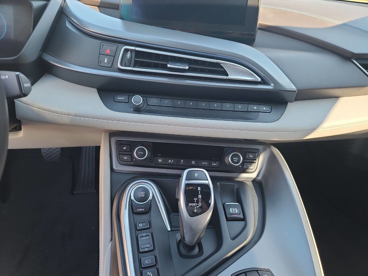 Used 2016 BMW i8 image 22