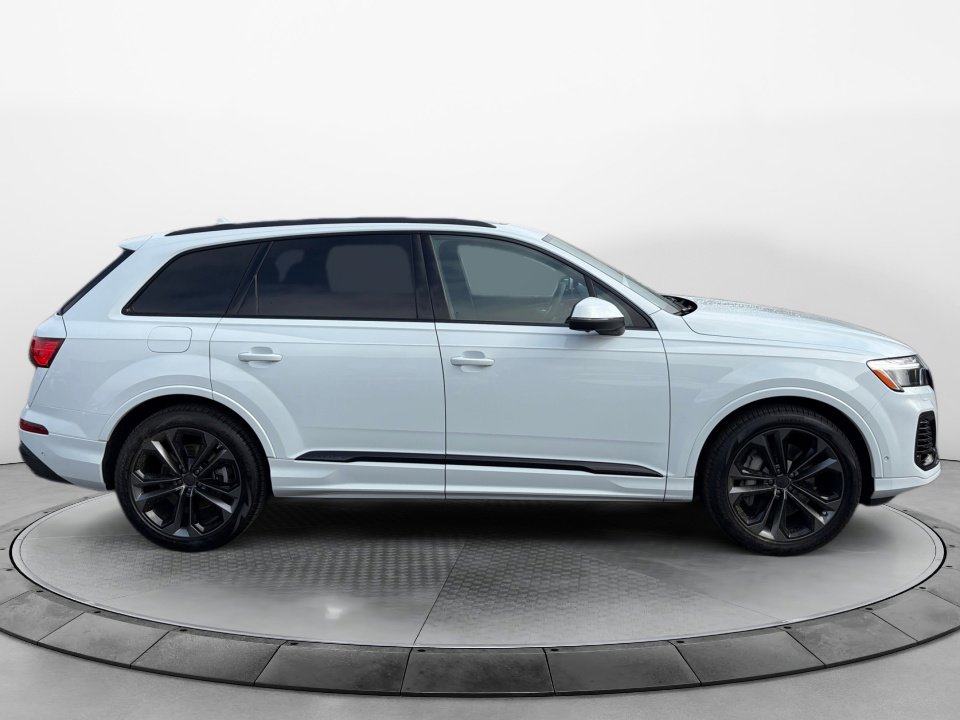 New 2026 Audi Q7 3.0T Premium Plus image 8