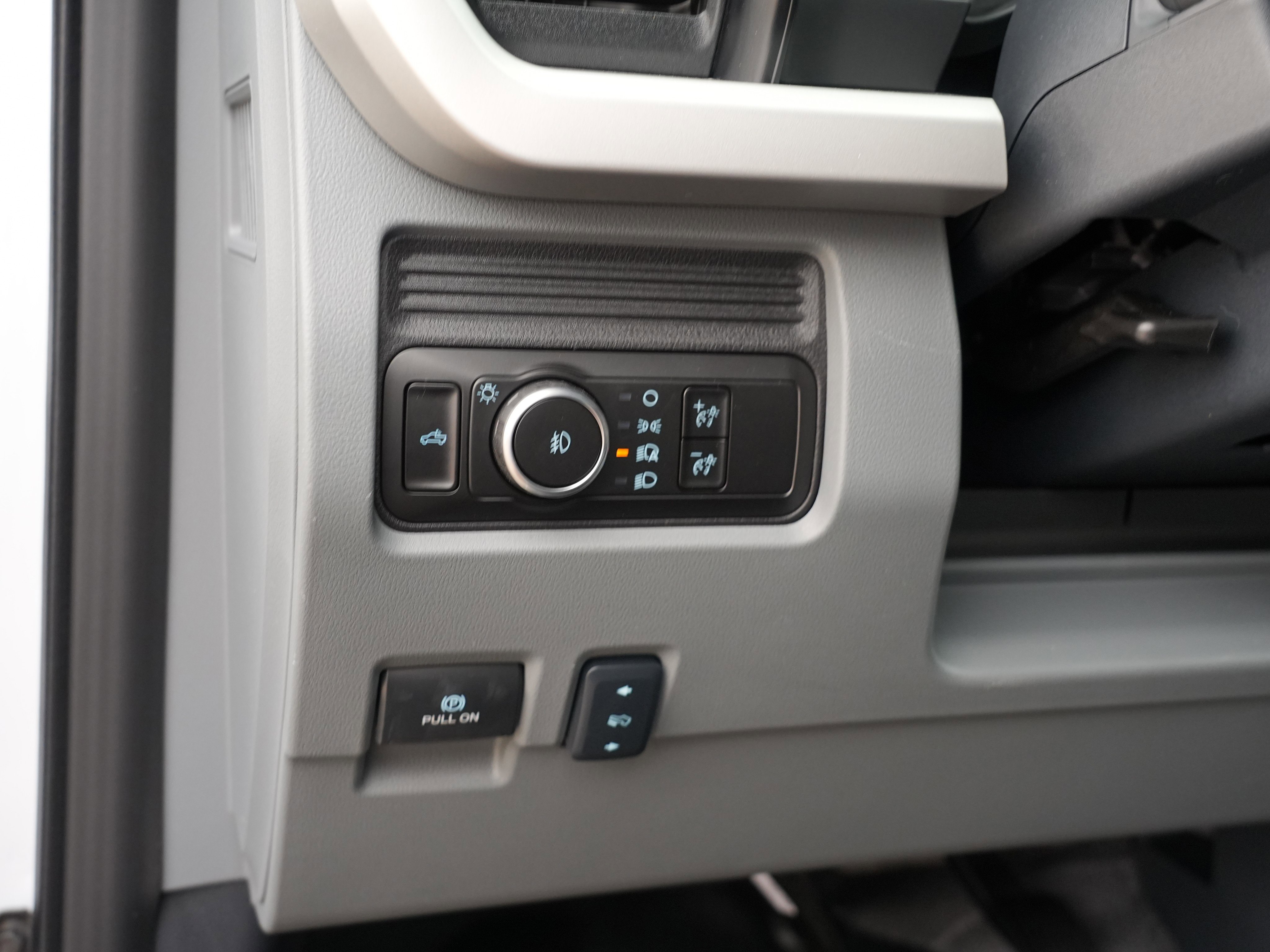 New 2026 Ford F550 4x4 Crew Cab Super Duty image 18