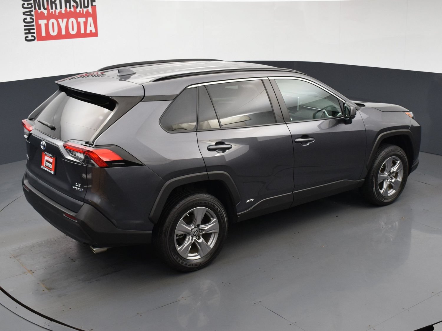 Used 2024 Toyota RAV4 LE AWD/4WD image 19