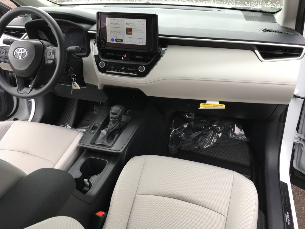 New 2026 Toyota Corolla Cross L AWD/4WD image 30