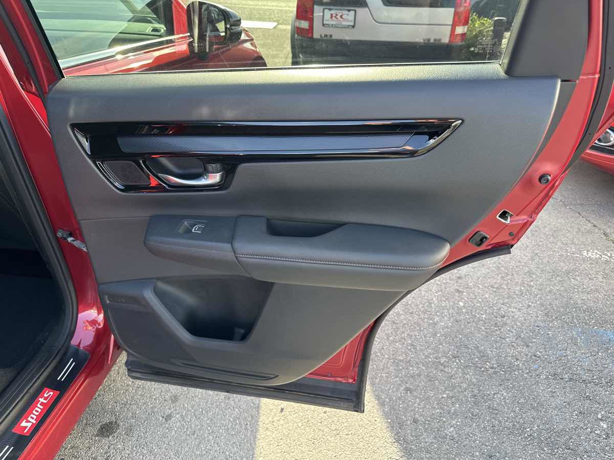 Used 2023 Honda CR-V Sport Touring image 19