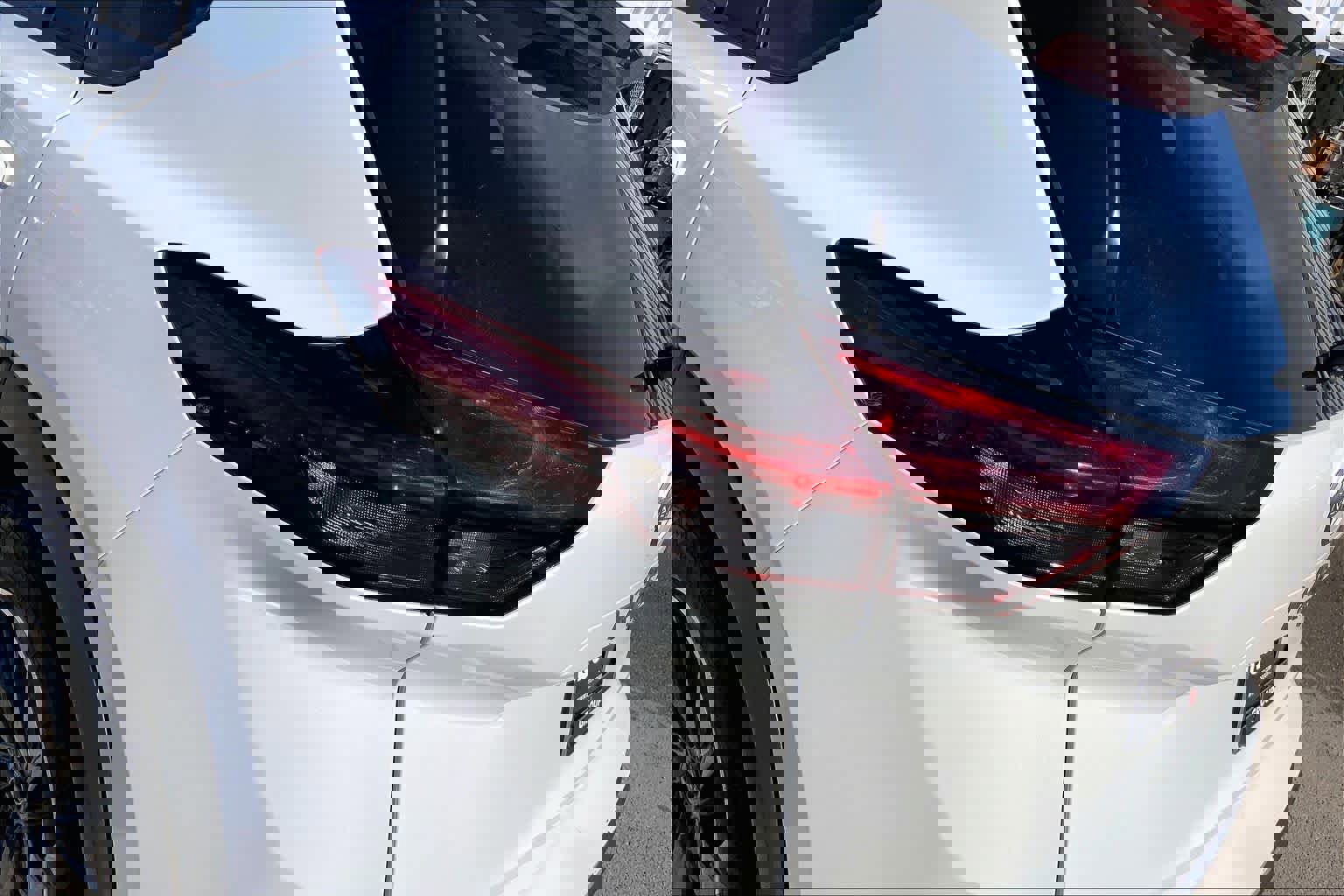 Used 2024 Nissan Rogue SV image 28