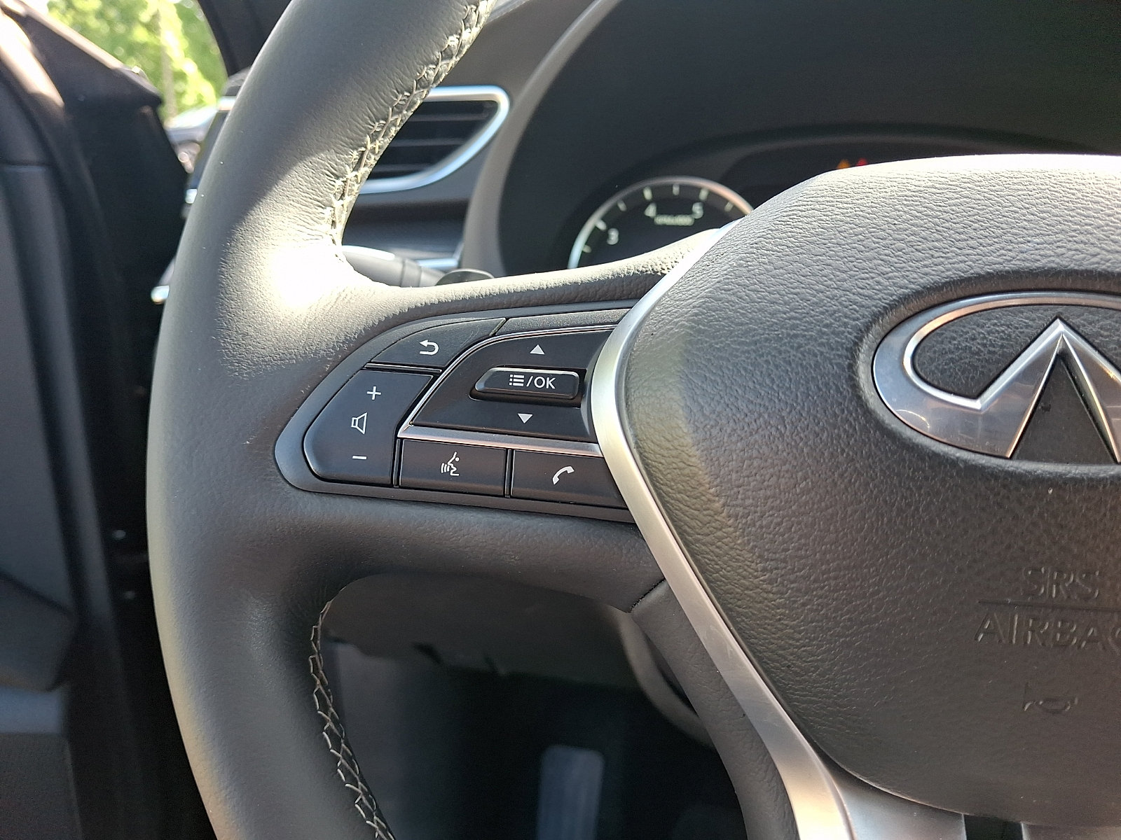 Certified 2023 INFINITI QX50 Sport AWD/4WD image 21