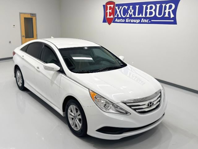 Used 2014 Hyundai Sonata GLS w/ Popular Equipment Group 2 FWD image 2