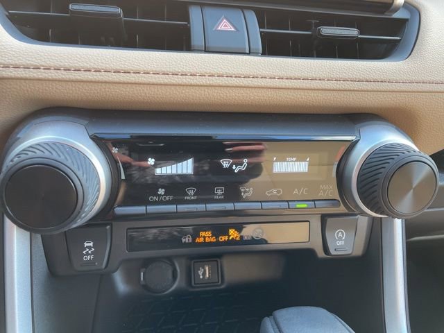 Used 2025 Toyota RAV4 LE image 22