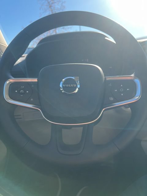 New 2026 Volvo XC40 B5 Plus w/ Protection Package Premier AWD/4WD image 11