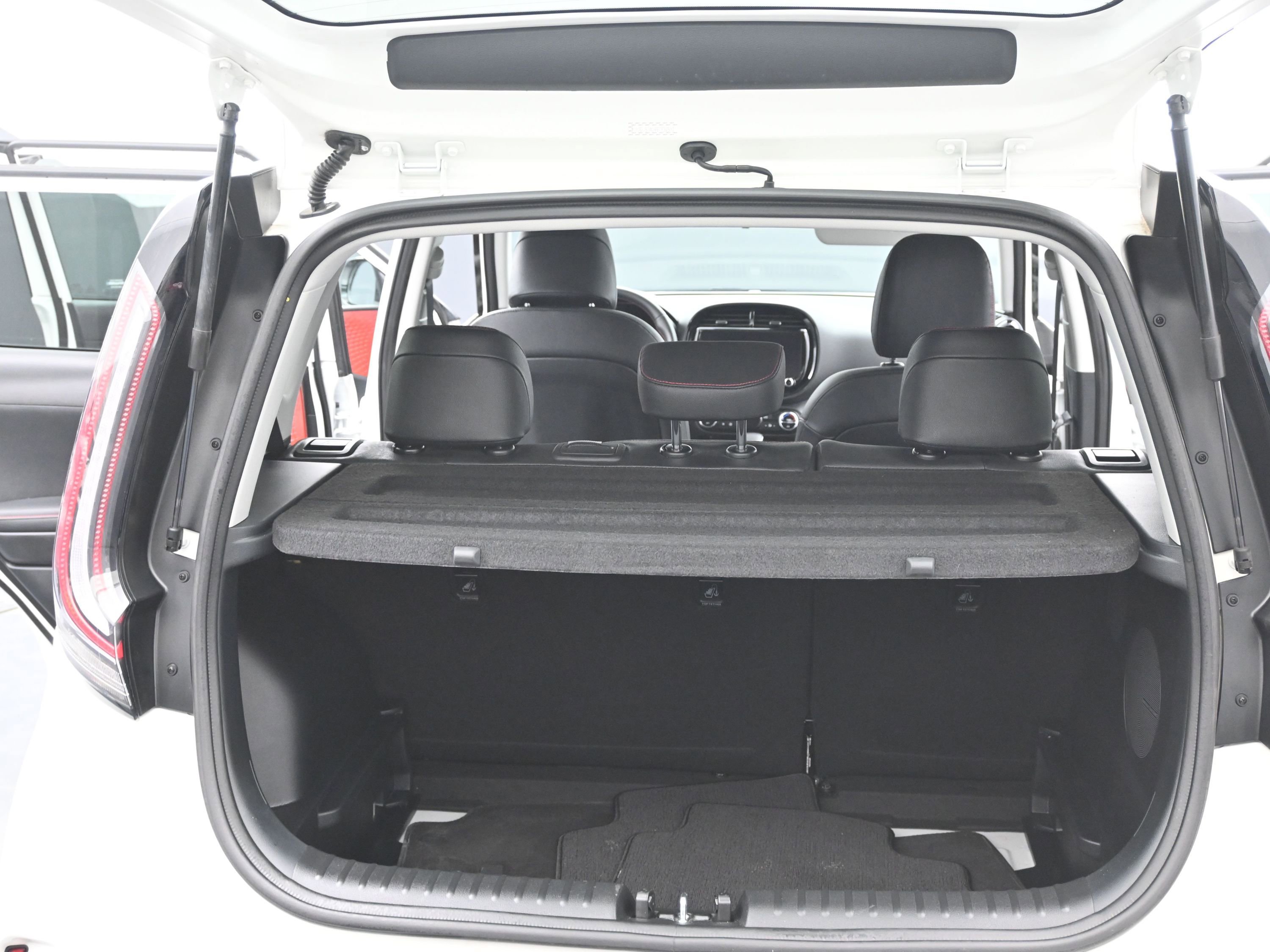 Used 2025 Kia Soul GT-Line w/ GT-Line Technology Package image 14