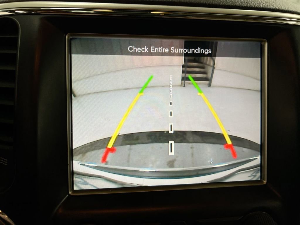 Used 2014 Jeep Grand Cherokee Overland w/ Advanced Technology Group image 16