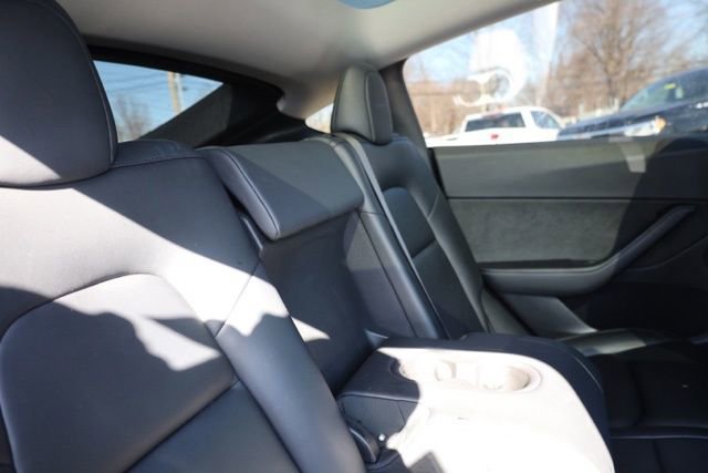 Used 2021 Tesla Model Y Long Range image 27