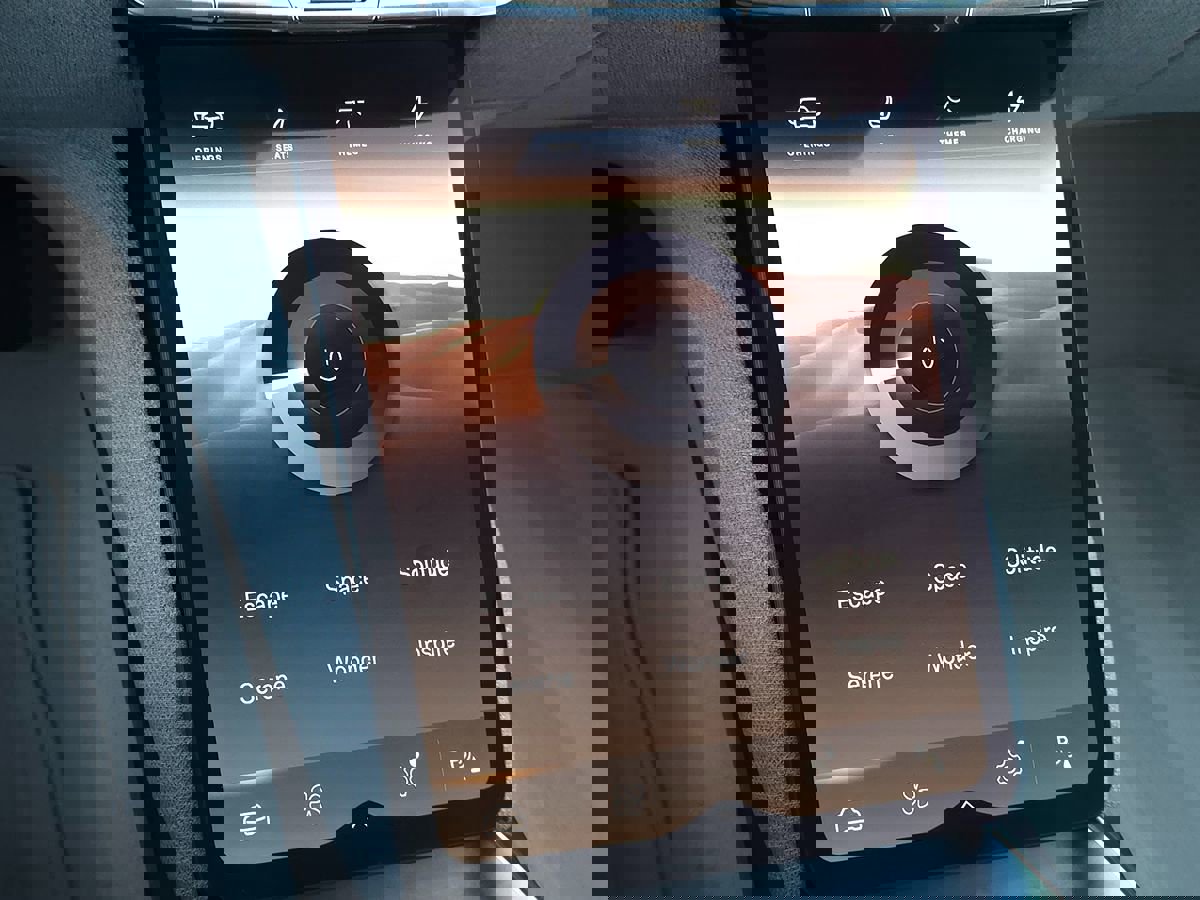 Used 2025 Lucid Air Pure image 38