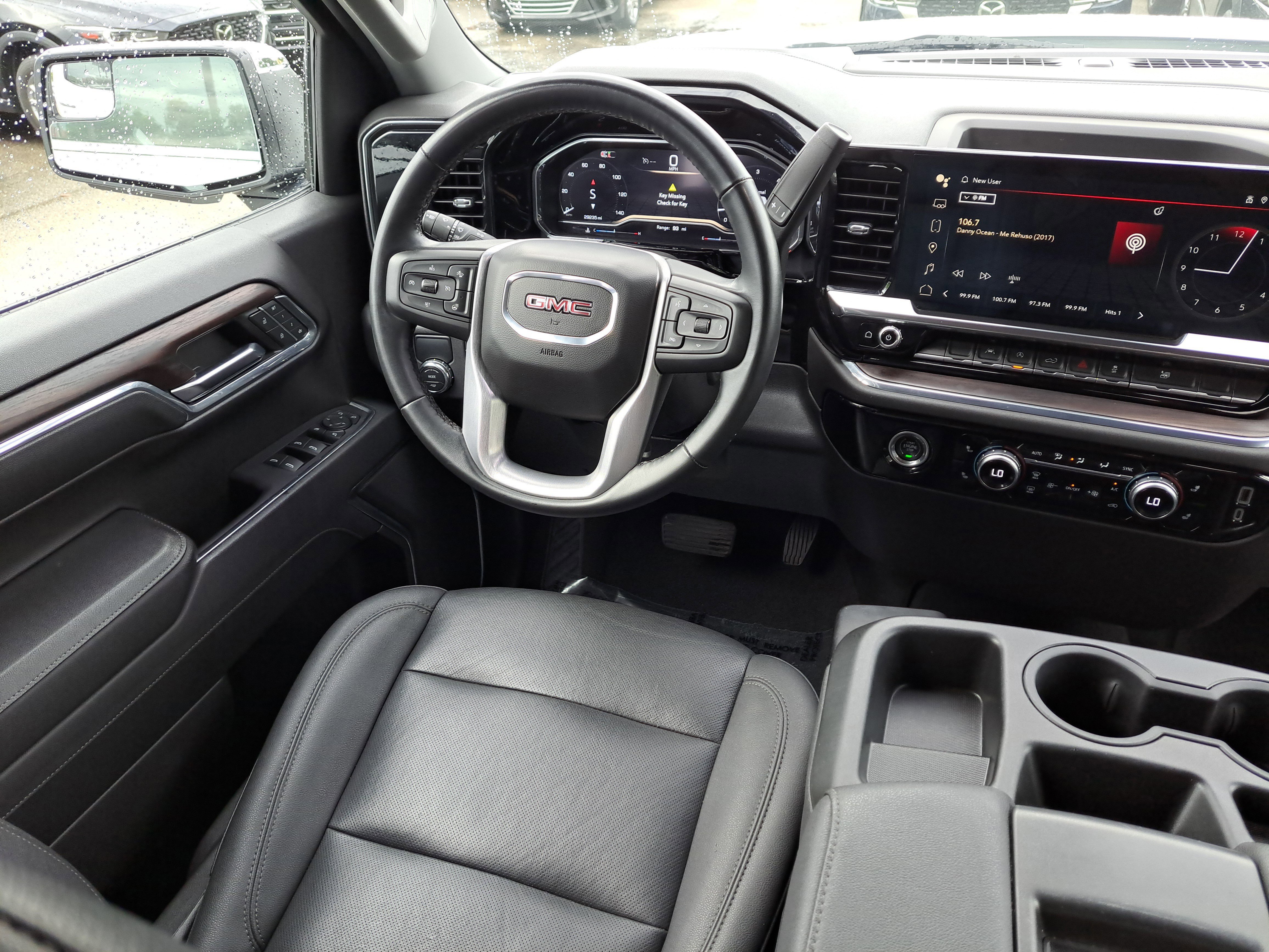 Used 2024 GMC Sierra 1500 SLT image 8