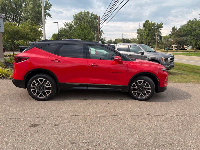 Used 2023 Chevrolet Blazer RS AWD/4WD image 8