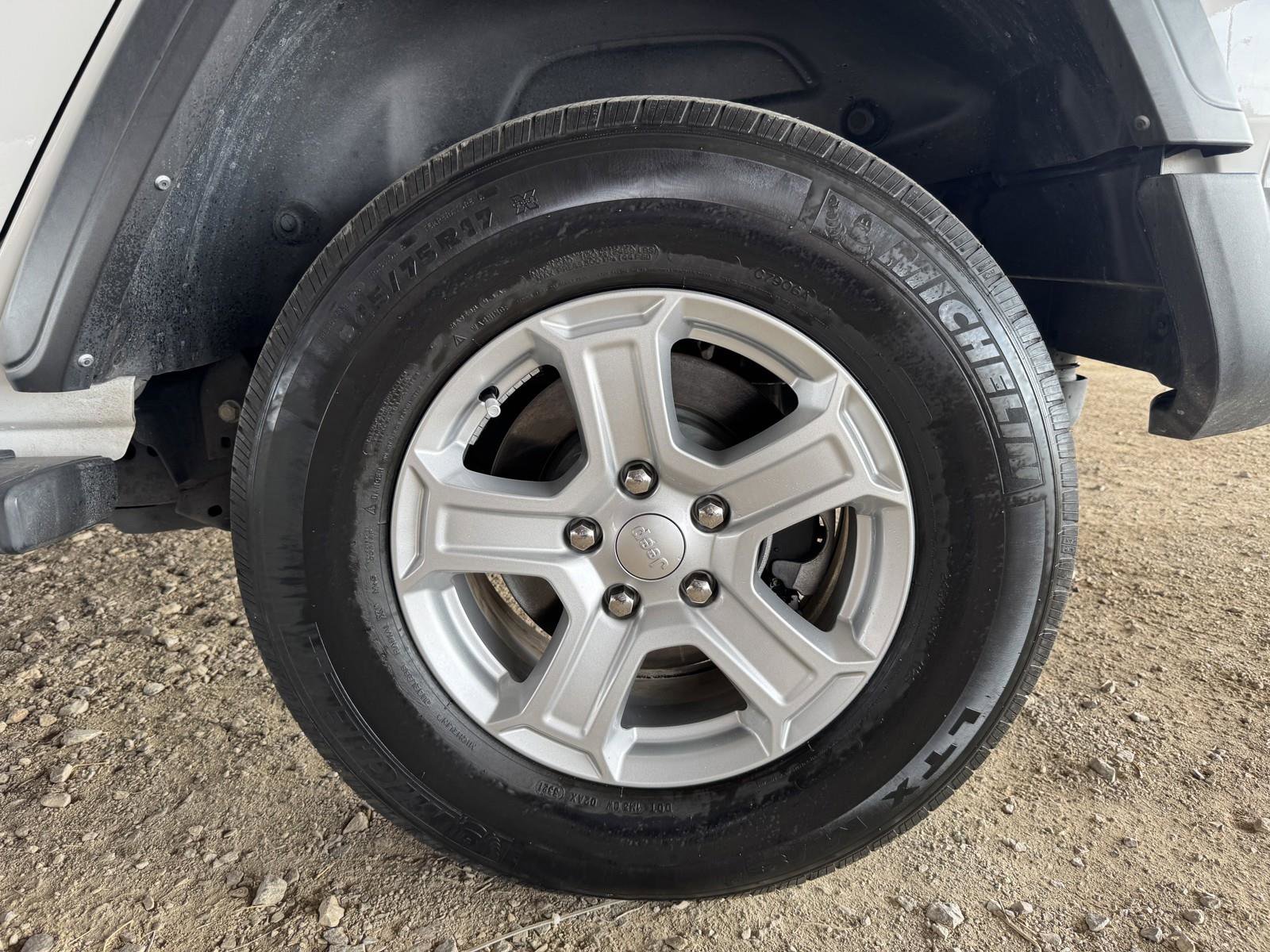 Used 2021 Jeep Wrangler Unlimited Sport image 44