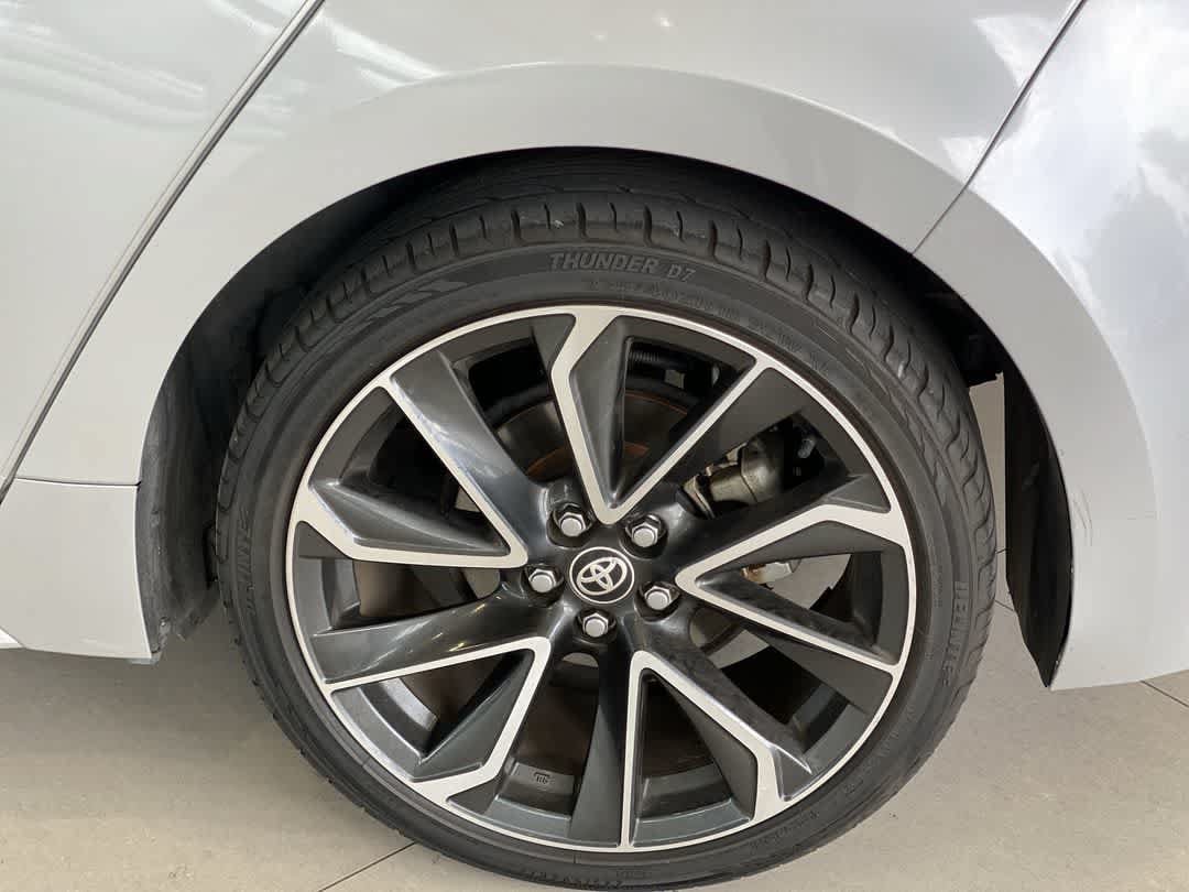 Used 2019 Toyota Corolla XSE FWD image 13