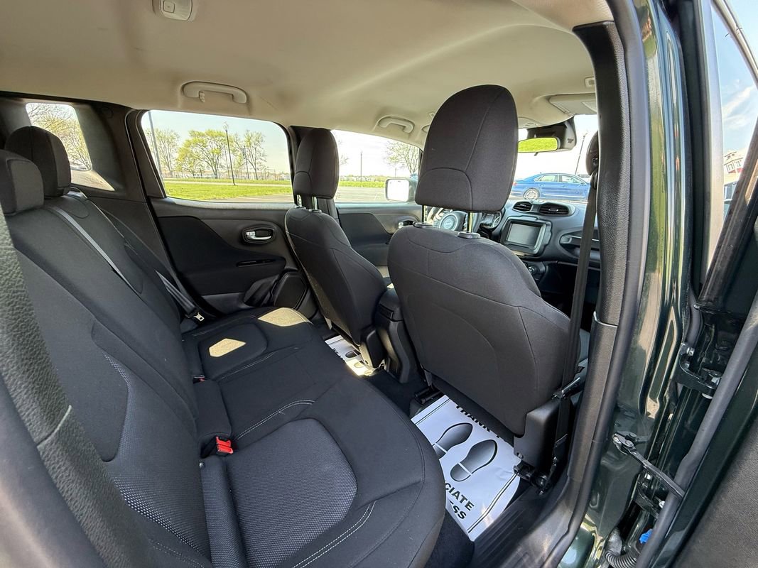 Used 2021 Jeep Renegade Sport image 11