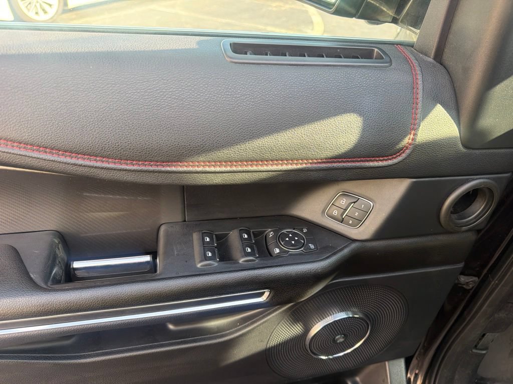 Used 2019 Ford Expedition Max Limited w/ Equipment Group 303A AWD/4WD image 26