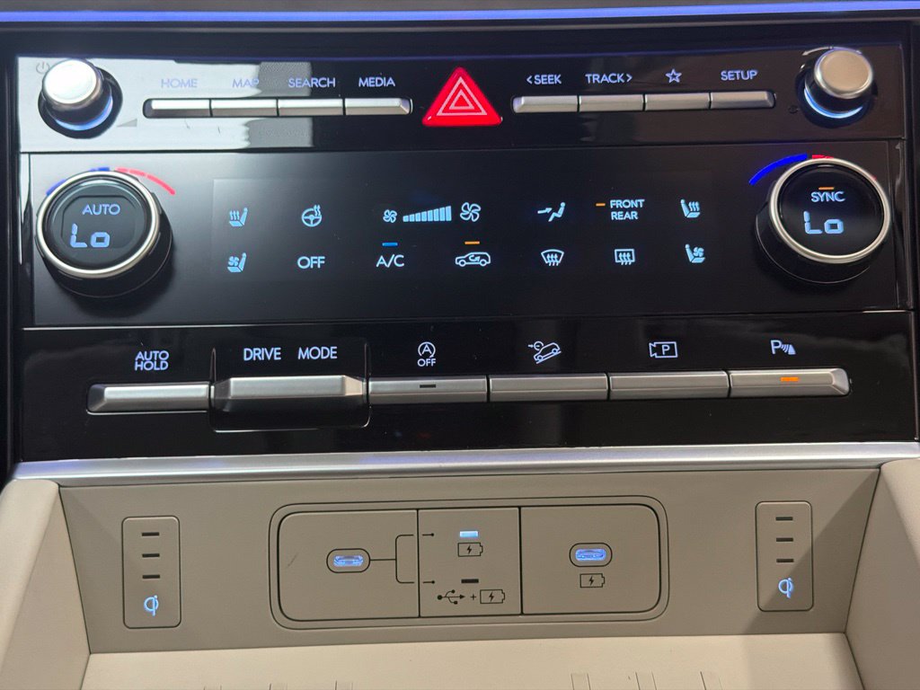 New 2027 Hyundai Santa Fe Calligraphy w/ Tow & Go Package FWD image 17