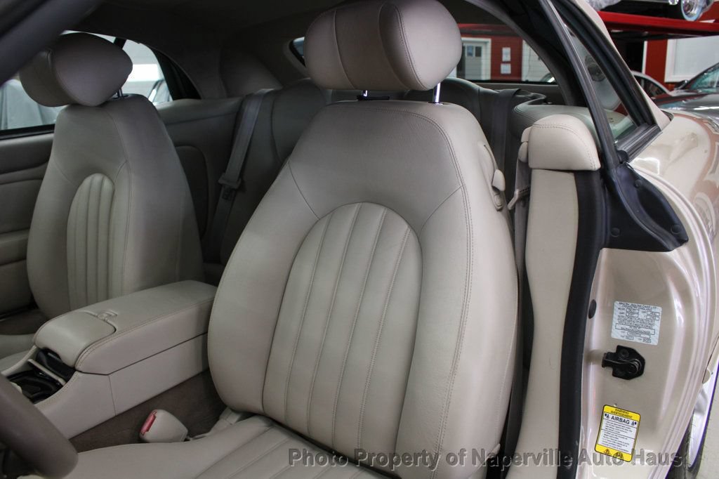 Used 2002 Jaguar XK8 Convertible RWD image 13