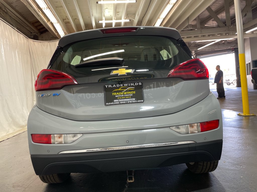 Used 2020 Chevrolet Bolt LT FWD image 12
