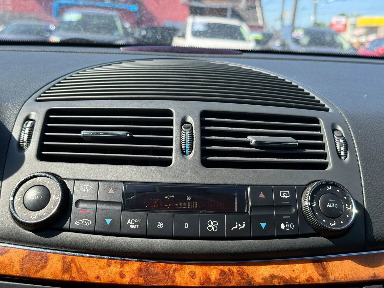 Used 2004 Mercedes-Benz E 500 4MATIC Sedan image 28