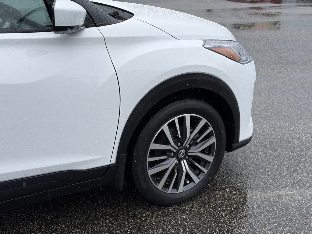Used 2021 Nissan Kicks SV w/ Exterior Package FWD image 8