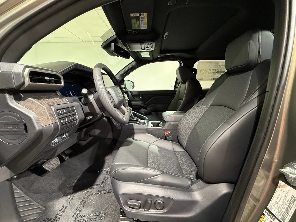 New 2026 Toyota Tacoma Limited AWD/4WD image 12