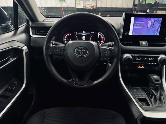 Used 2025 Toyota RAV4 LE image 21