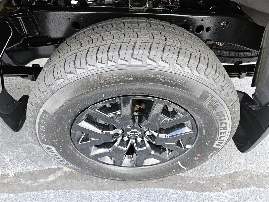 New 2026 Nissan Frontier SV w/ SV Convenience Package image 8