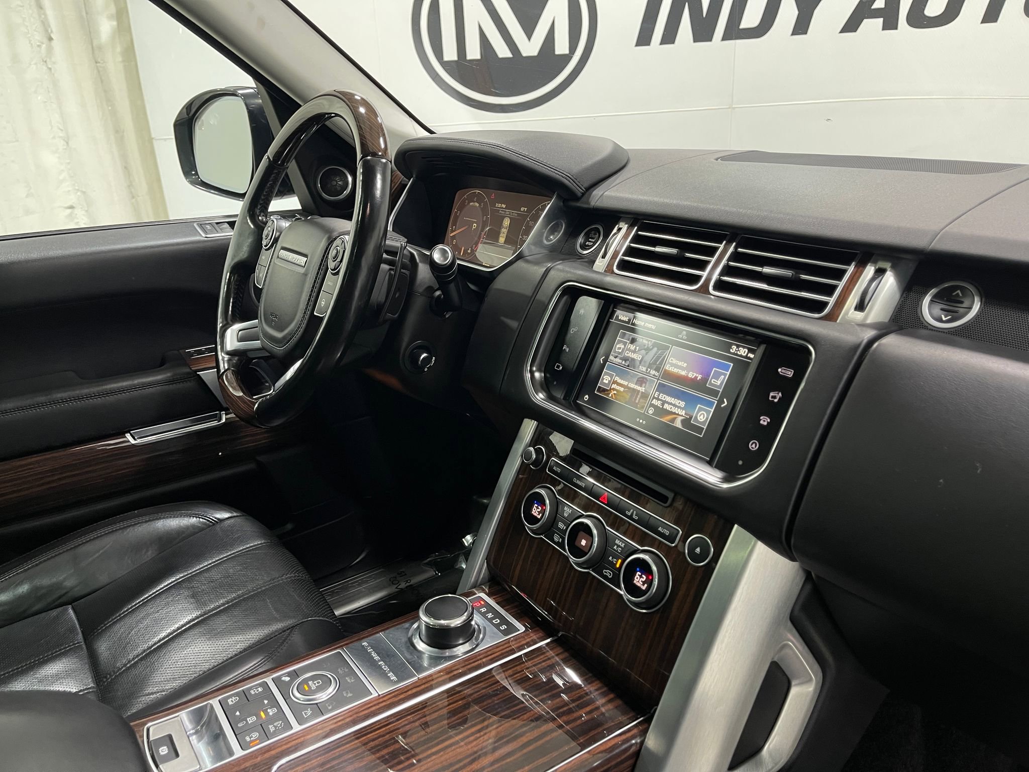 Used 2016 Land Rover Range Rover Supercharged image 19