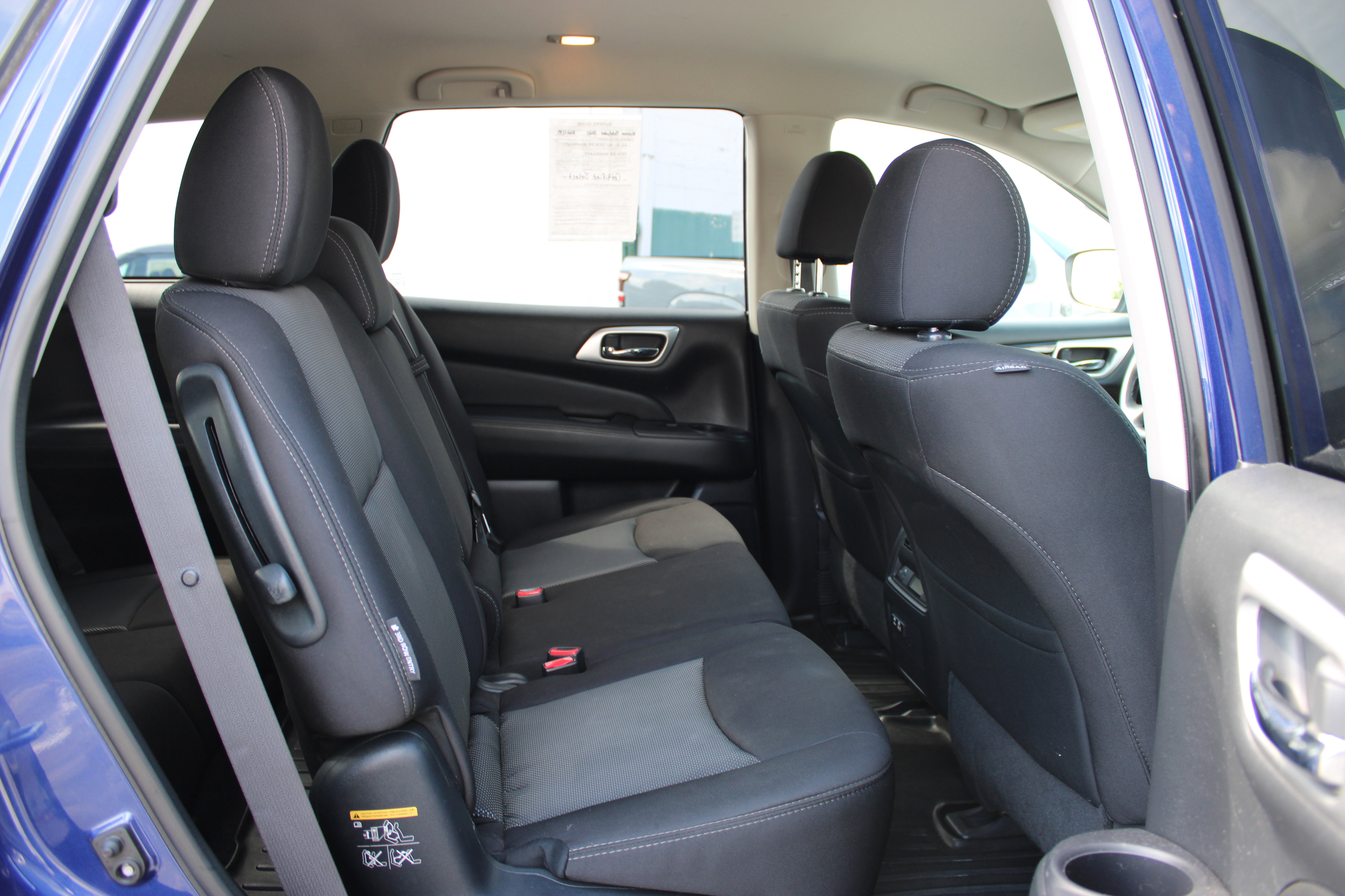 Used 2020 Nissan Pathfinder SV AWD/4WD image 15