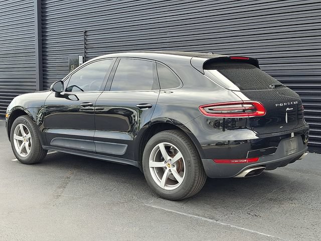 Used 2018 Porsche Macan Sport Edition AWD/4WD image 3