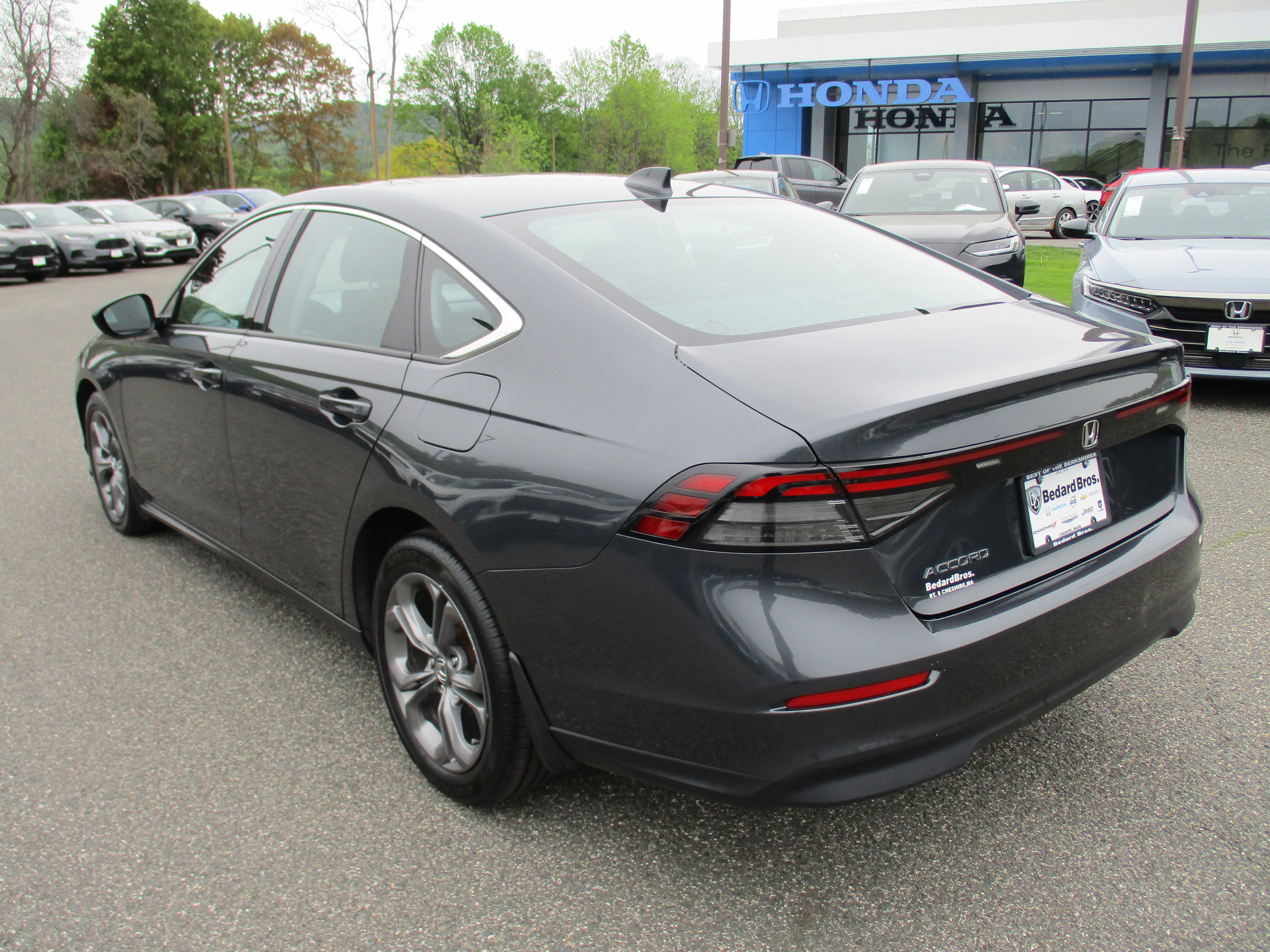 Certified 2023 Honda Accord EX image 7