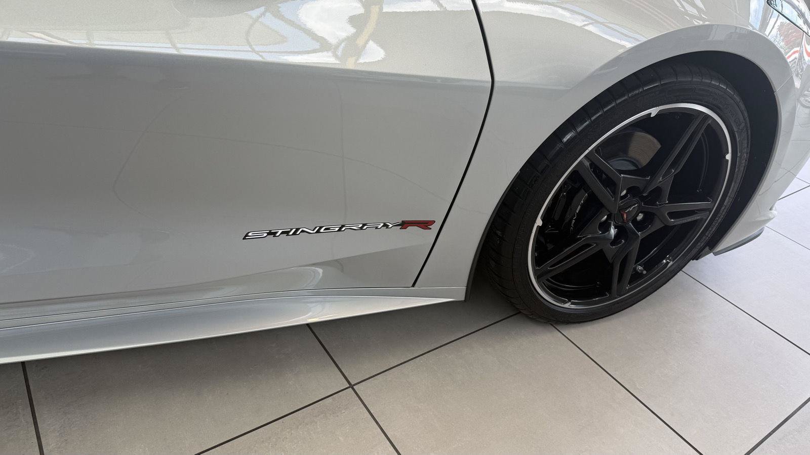 Used 2023 Chevrolet Corvette Stingray Coupe RWD image 5
