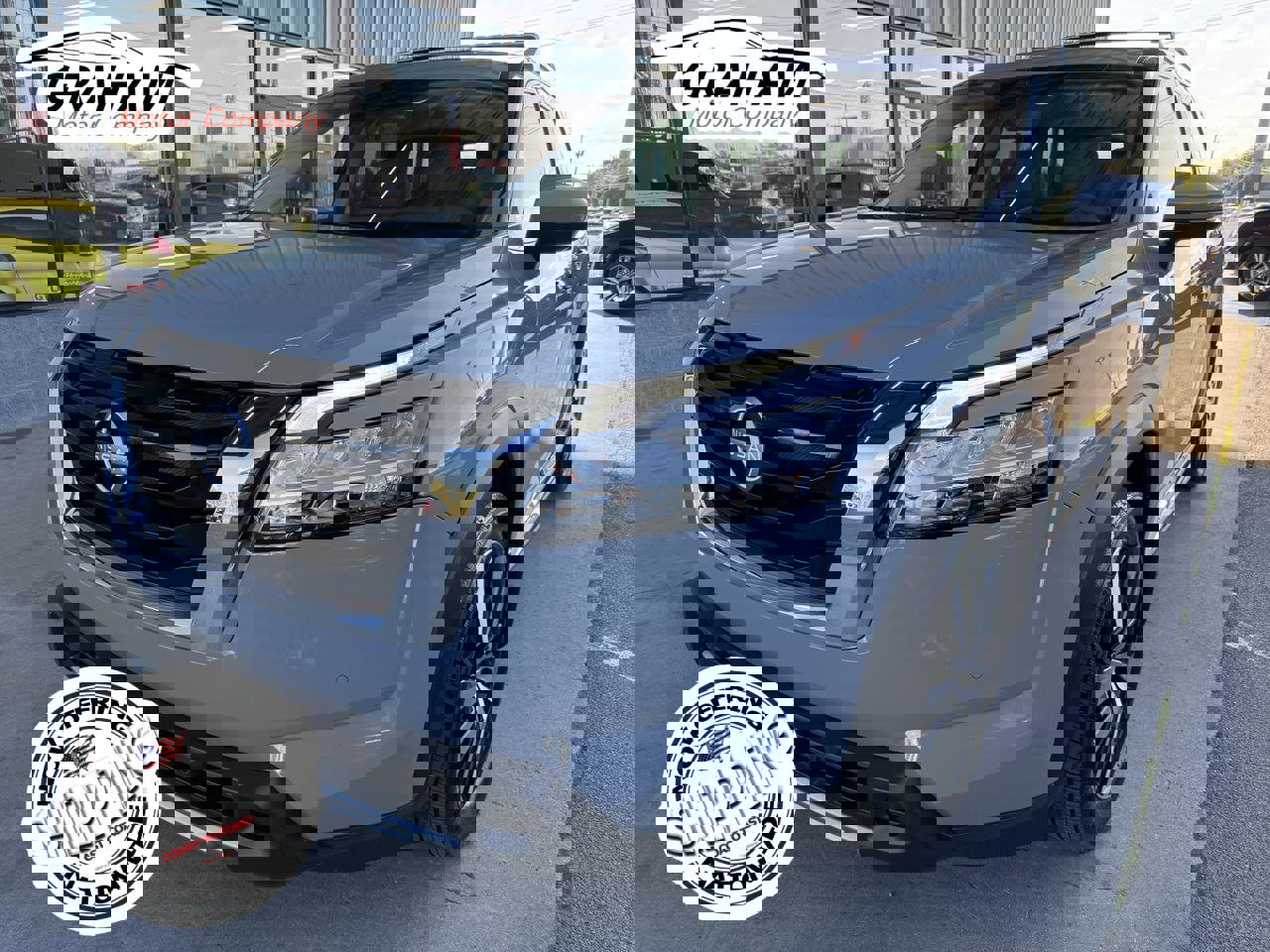 Used 2024 Nissan Pathfinder Platinum w/ Cargo Package