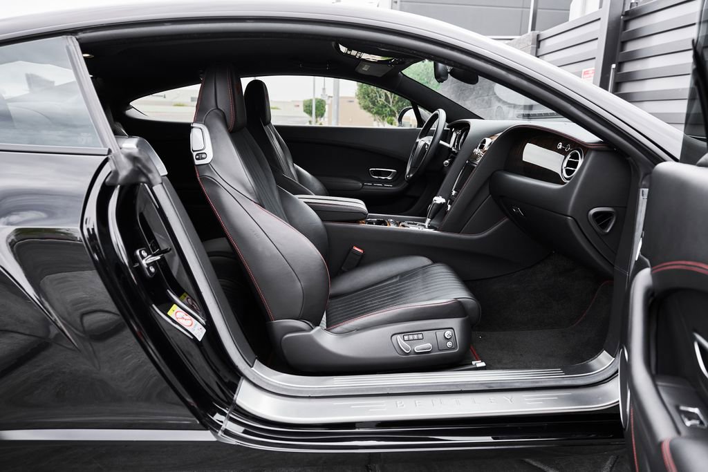 Used 2016 Bentley Continental GT AWD/4WD image 27
