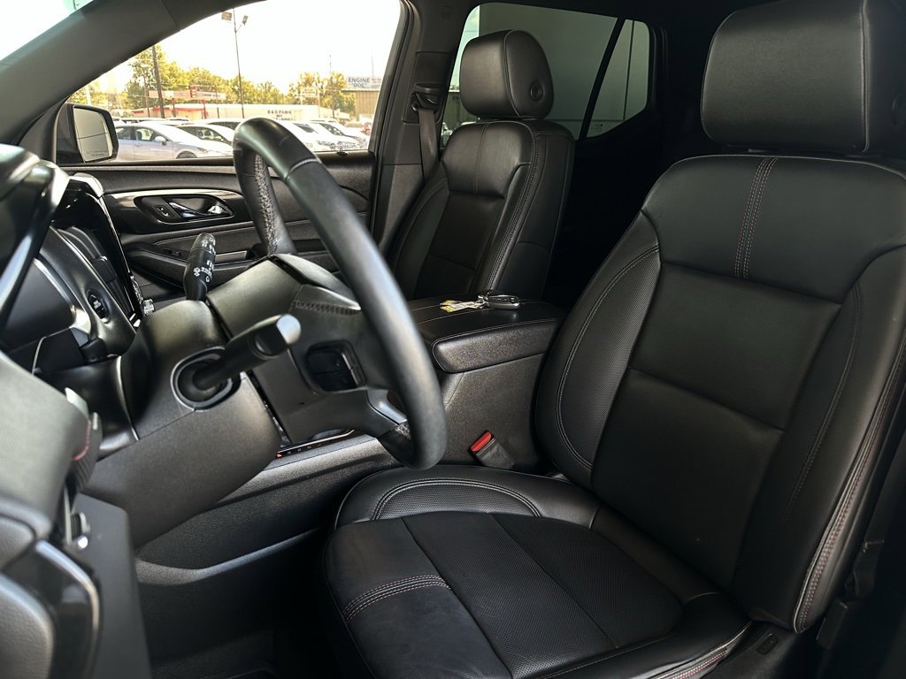 Used 2023 Chevrolet Traverse RS w/ LPO, Floor Liner Package image 14