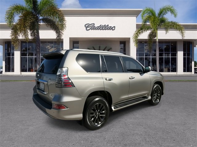 Used 2020 Lexus GX 460 Premium image 14