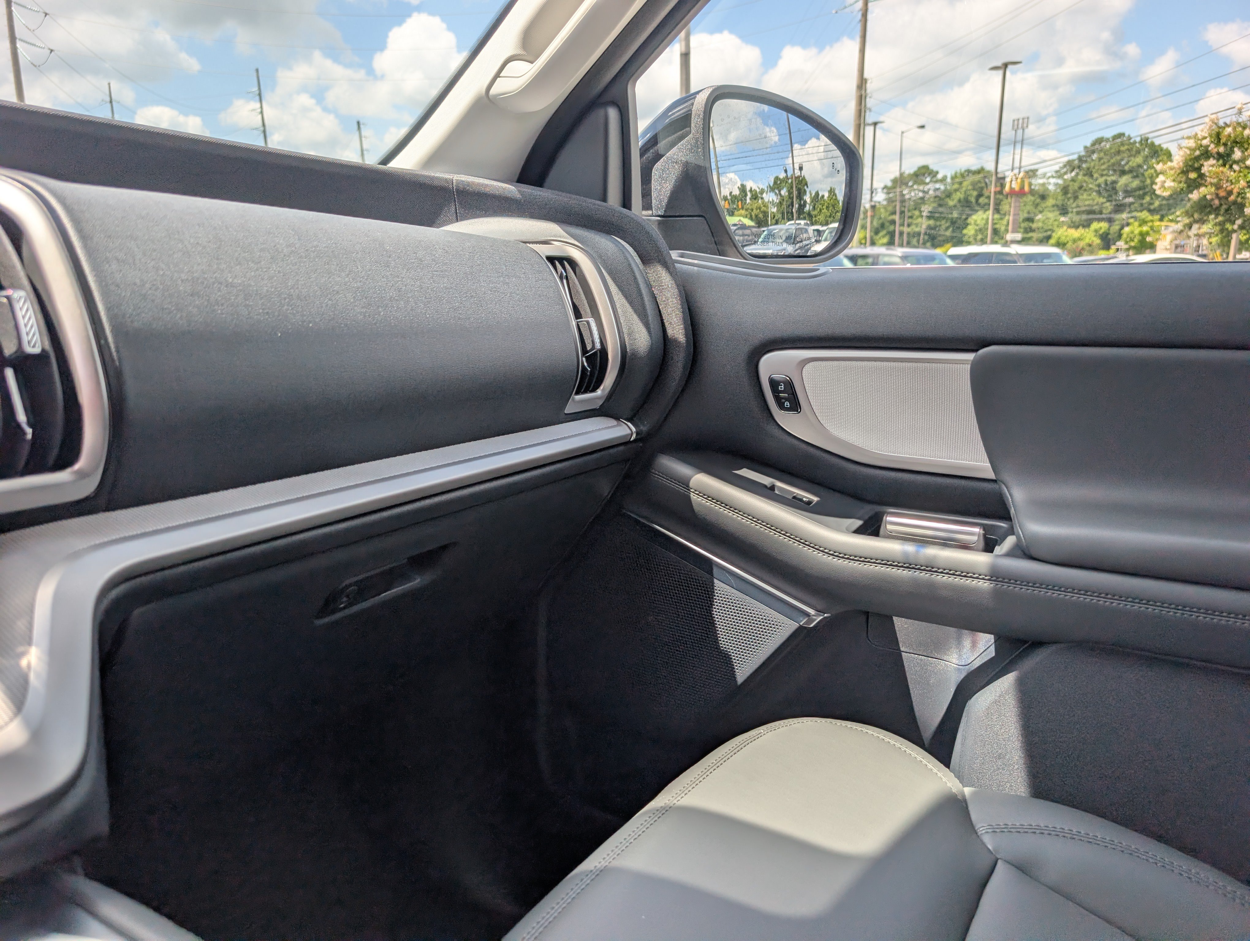 New 2027 Ford Expedition Max Active RWD image 31
