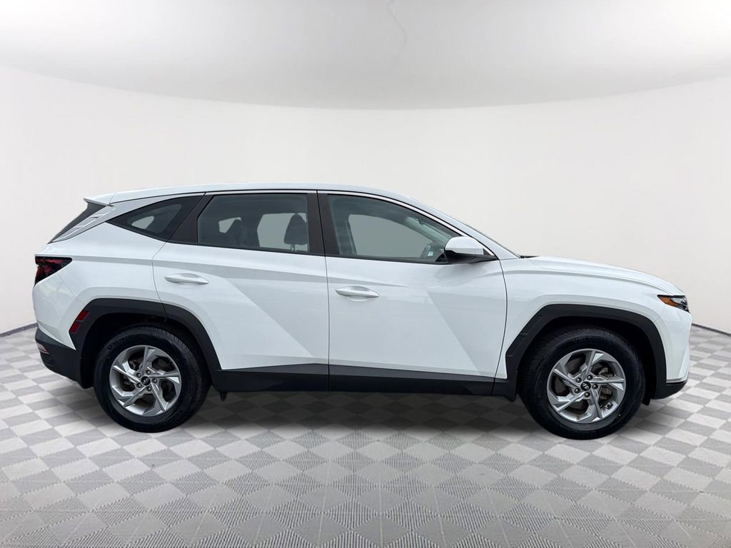 Used 2023 Hyundai Tucson SE FWD image 4