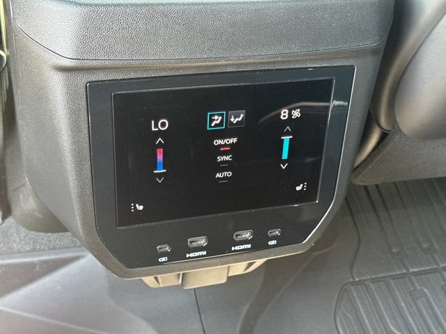 Used 2025 GMC Yukon AT4 Ultimate w/ LPO, Floor Liner Package AWD/4WD image 20