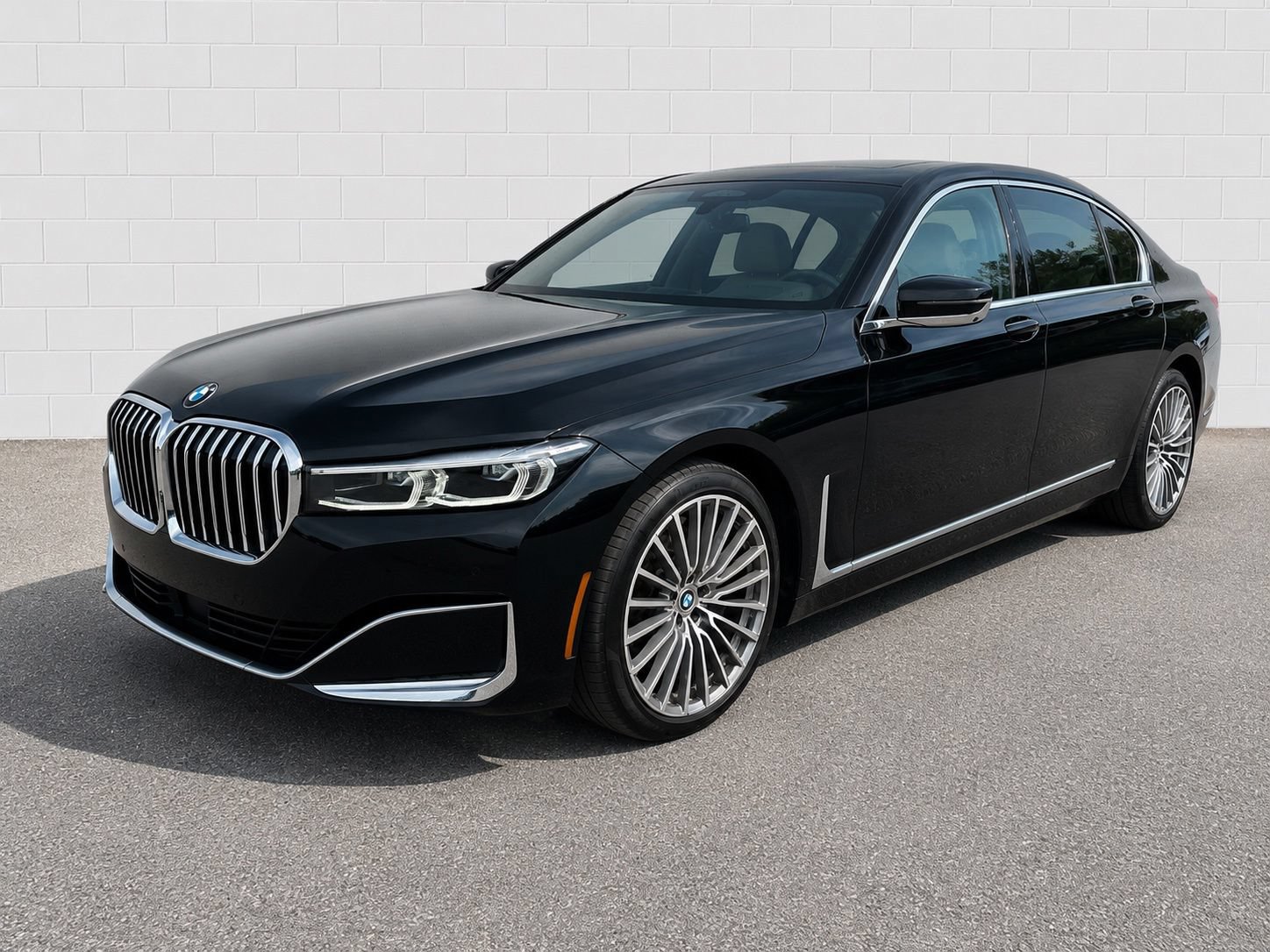 Used 2022 BMW 750i xDrive w/ Executive Package