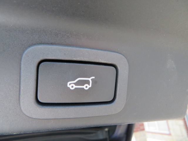 Used 2018 Jaguar F-PACE Premium AWD/4WD image 24