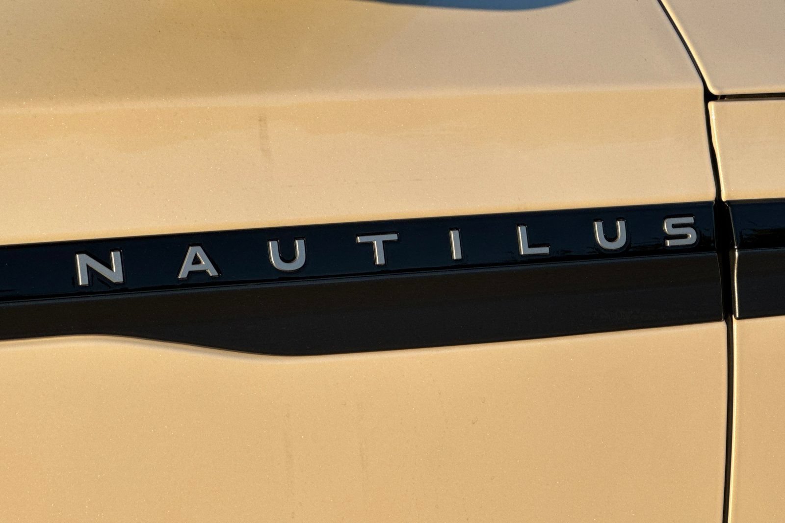 New 2026 Lincoln Nautilus Reserve w/ Jet Appearance Package AWD/4WD image 22